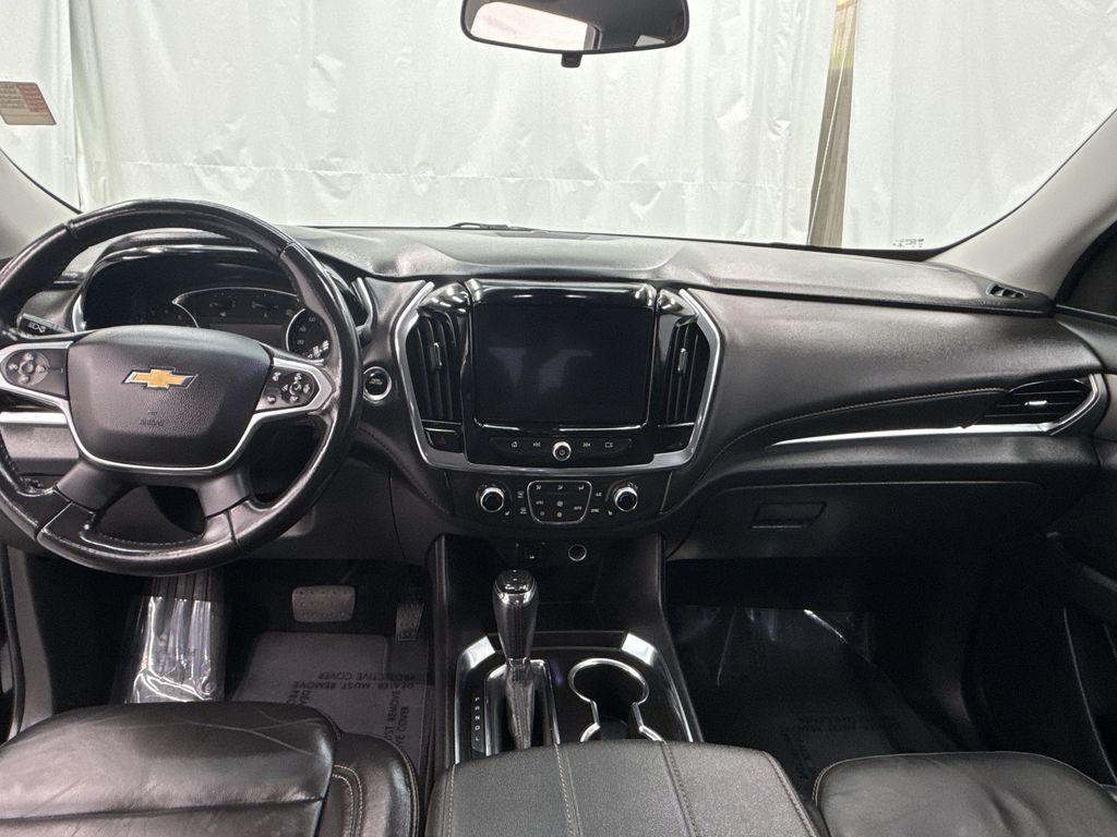 used 2020 Chevrolet Traverse car, priced at $23,648