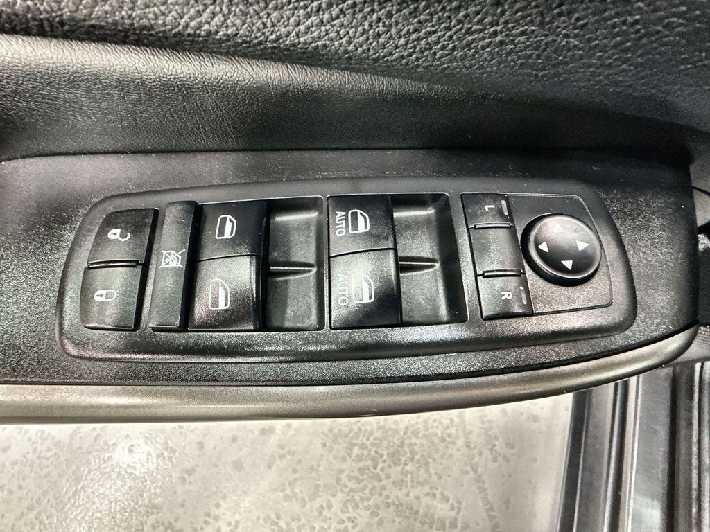 used 2020 Jeep Cherokee car, priced at $16,306