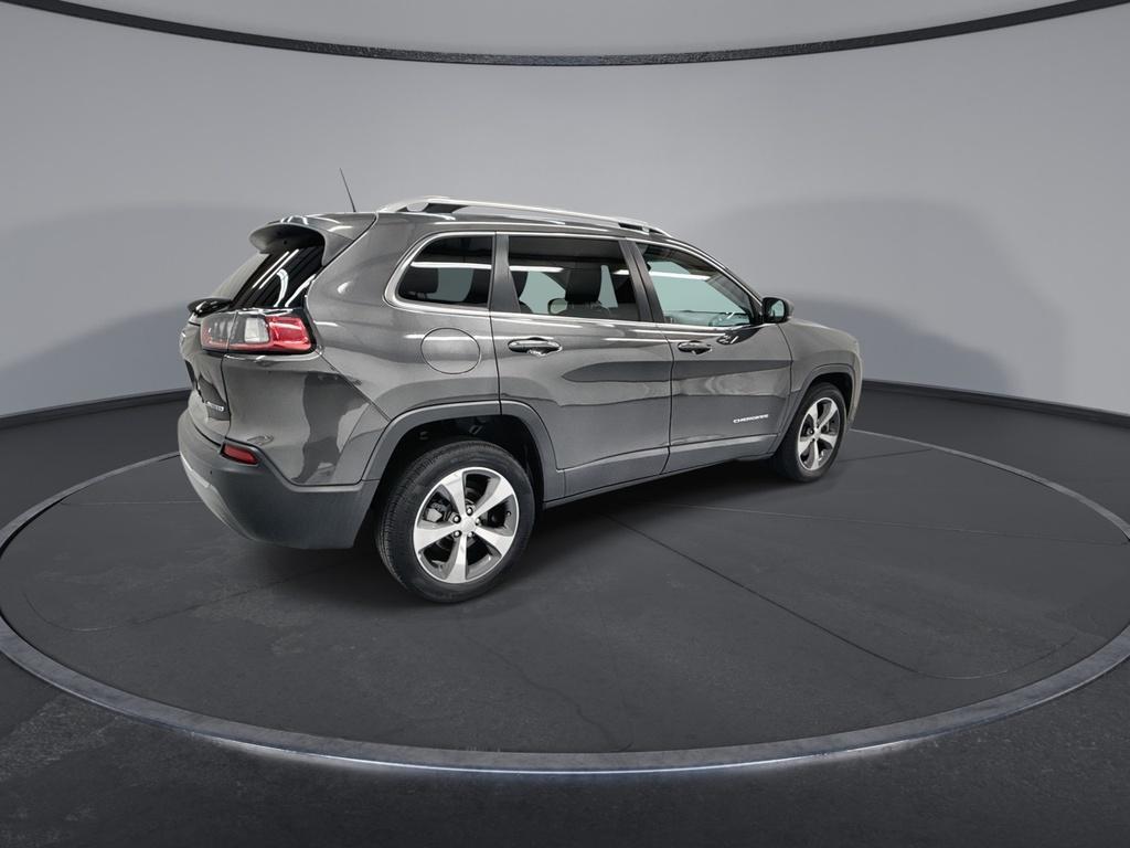 used 2020 Jeep Cherokee car, priced at $16,306