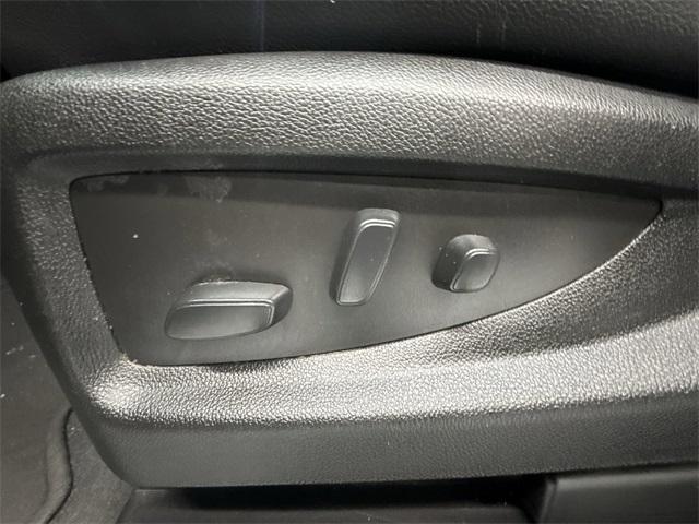 used 2019 GMC Yukon XL car, priced at $24,697