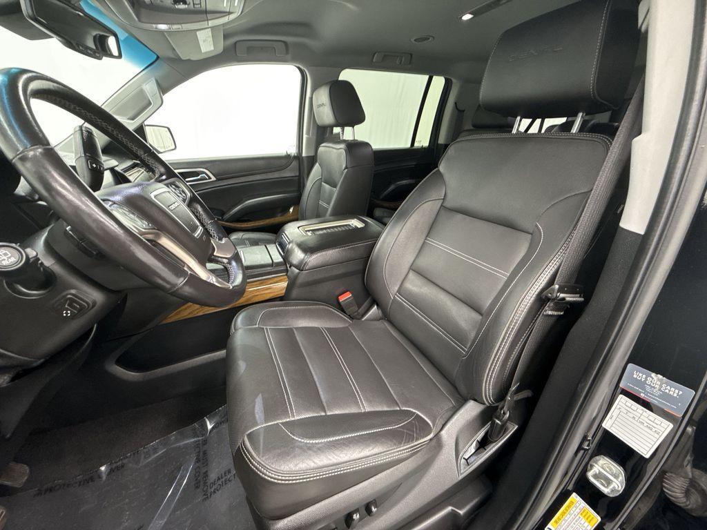 used 2020 GMC Yukon XL car, priced at $37,378