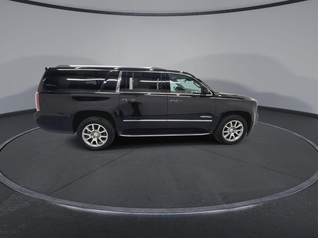 used 2020 GMC Yukon XL car, priced at $37,378