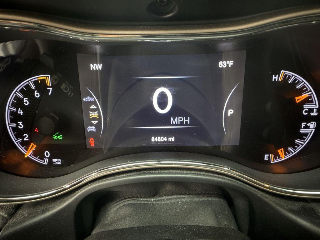 used 2017 Jeep Grand Cherokee car, priced at $19,111