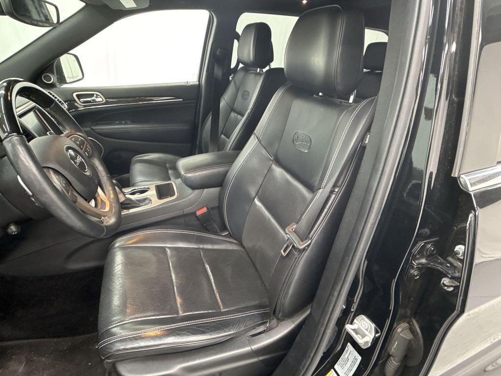 used 2017 Jeep Grand Cherokee car, priced at $19,111