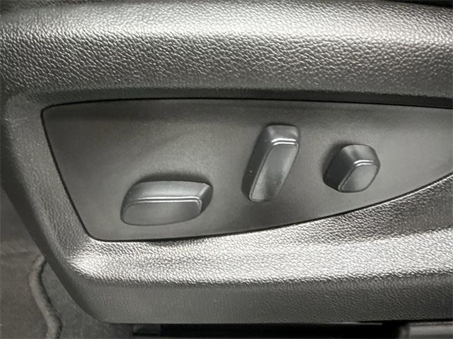 used 2019 GMC Yukon XL car, priced at $26,045