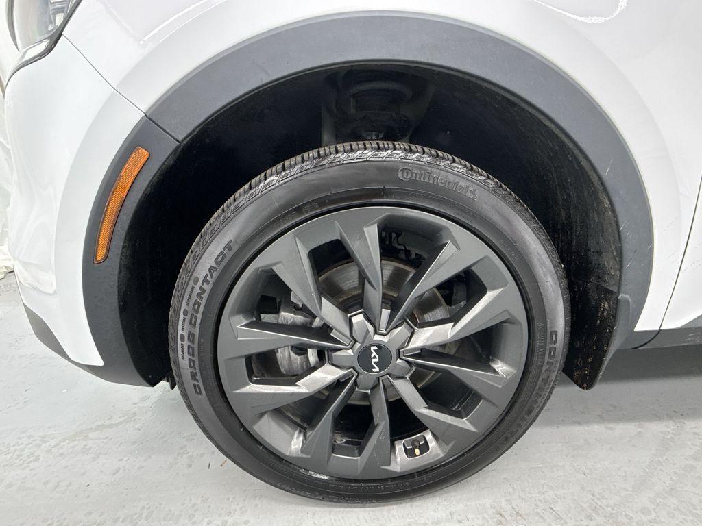 used 2022 Kia Sorento car, priced at $31,308