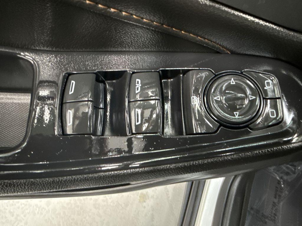 used 2021 Chevrolet Traverse car, priced at $25,509