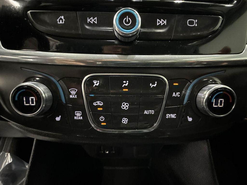 used 2021 Chevrolet Traverse car, priced at $25,509