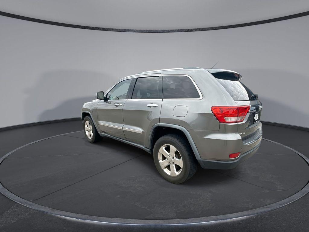 used 2011 Jeep Grand Cherokee car, priced at $8,166