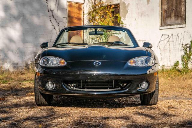 used 2001 Mazda MX-5 Miata car