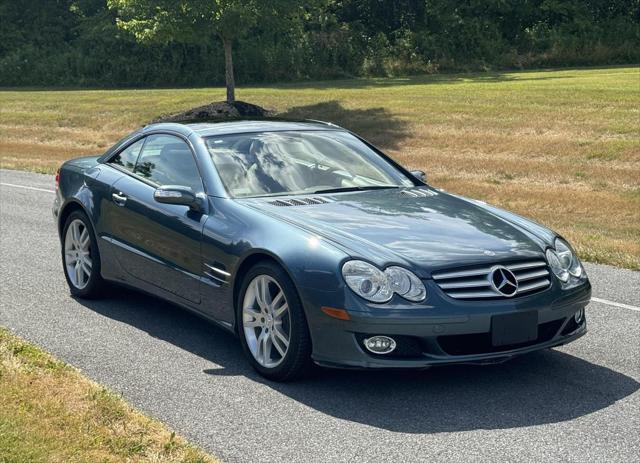 used 2007 Mercedes-Benz SL-Class car, priced at $22,995