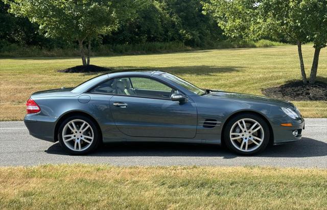 used 2007 Mercedes-Benz SL-Class car, priced at $22,995