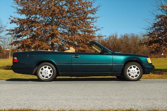 used 1995 Mercedes-Benz E-Class car, priced at $34,995