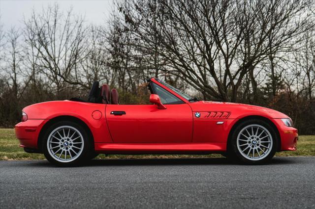 used 2001 BMW Z3 car, priced at $14,995