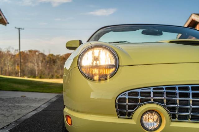 used 2002 Ford Thunderbird car