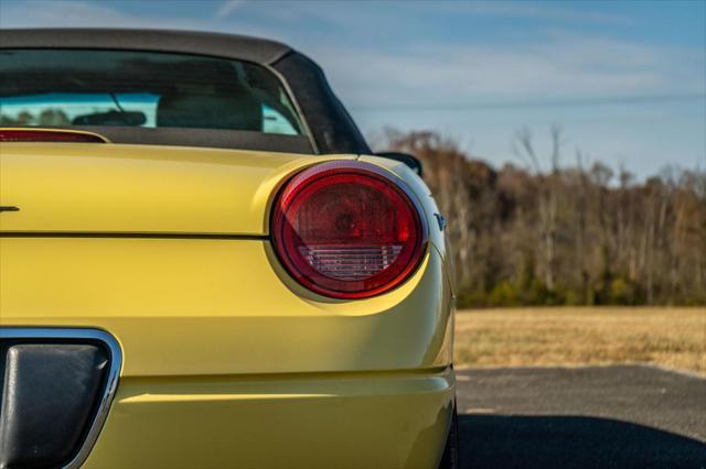 used 2002 Ford Thunderbird car