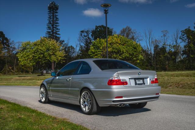 used 2001 BMW 330 car