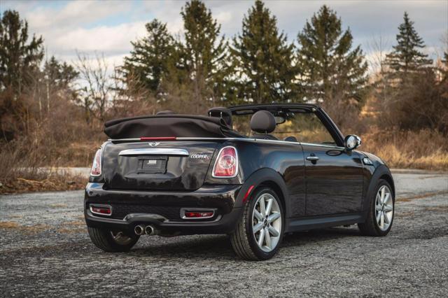 used 2013 MINI Convertible car