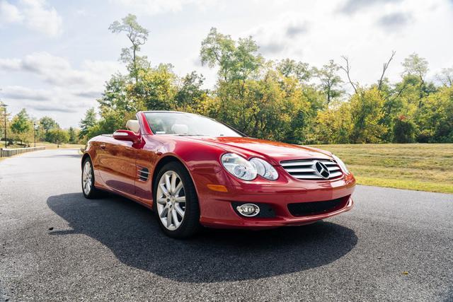 used 2007 Mercedes-Benz SL-Class car, priced at $29,995