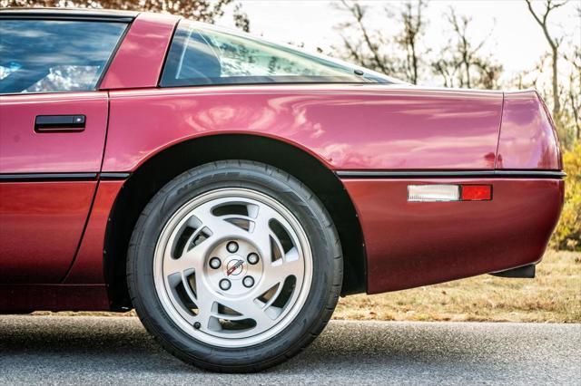 used 1990 Chevrolet Corvette car