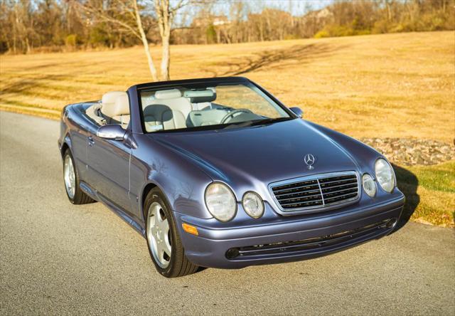 used 2000 Mercedes-Benz CLK-Class car