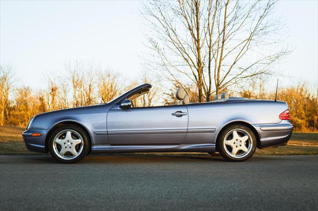 used 2000 Mercedes-Benz CLK-Class car