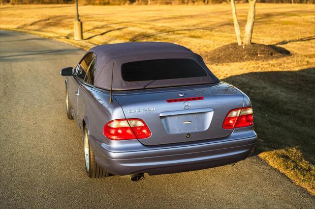 used 2000 Mercedes-Benz CLK-Class car