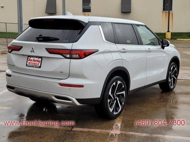 new 2024 Mitsubishi Outlander car, priced at $32,870