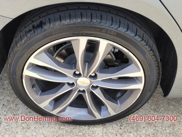 used 2023 Chevrolet Malibu car, priced at $18,888