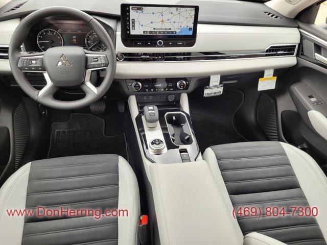 new 2025 Mitsubishi Outlander car, priced at $33,880