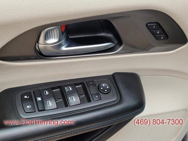 used 2021 Chrysler Pacifica Hybrid car, priced at $23,525