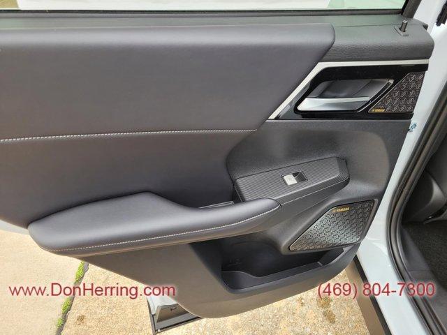 new 2025 Mitsubishi Outlander car, priced at $38,380