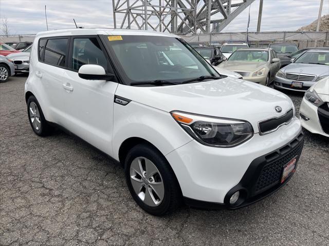 used 2015 Kia Soul car, priced at $9,800