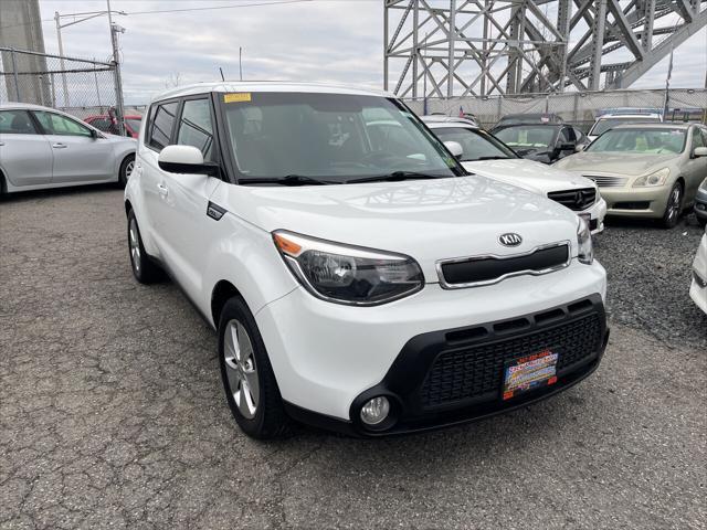 used 2015 Kia Soul car, priced at $9,800