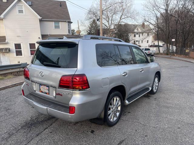 used 2009 Lexus LX 570 car, priced at $21,900