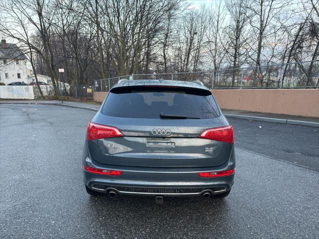 used 2011 Audi Q5 car, priced at $10,900