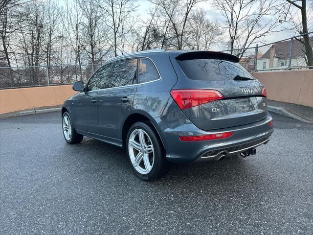 used 2011 Audi Q5 car, priced at $10,900