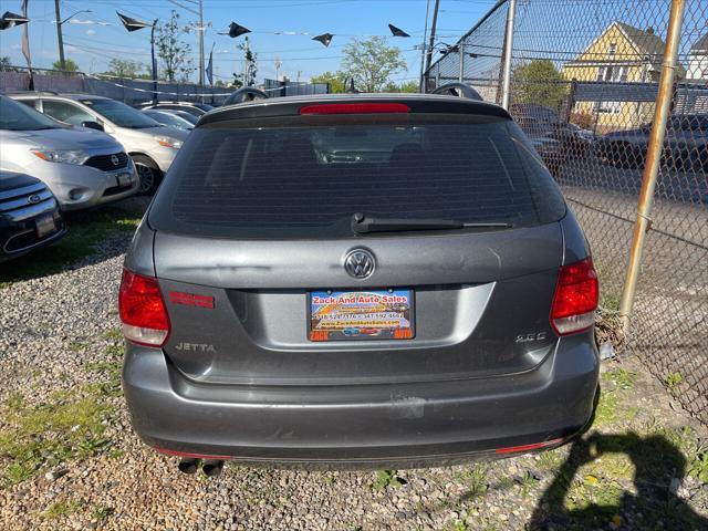 used 2013 Volkswagen Jetta SportWagen car, priced at $3,900