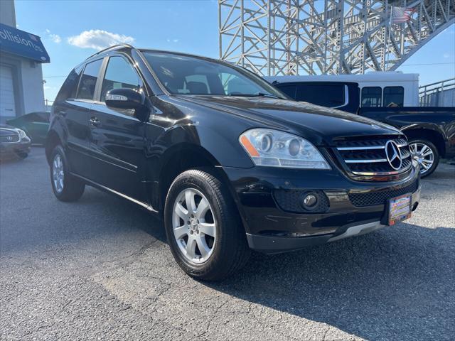 used 2007 Mercedes-Benz M-Class car, priced at $8,900