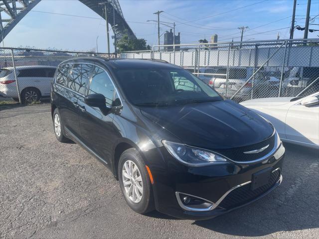 used 2017 Chrysler Pacifica car, priced at $14,900