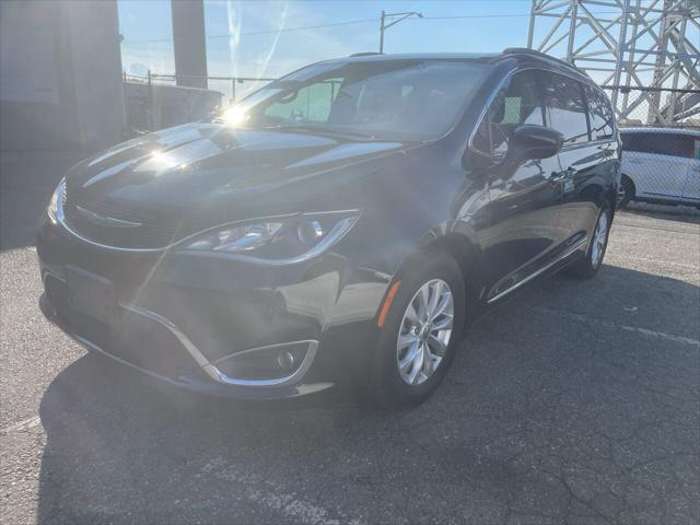 used 2017 Chrysler Pacifica car, priced at $14,900