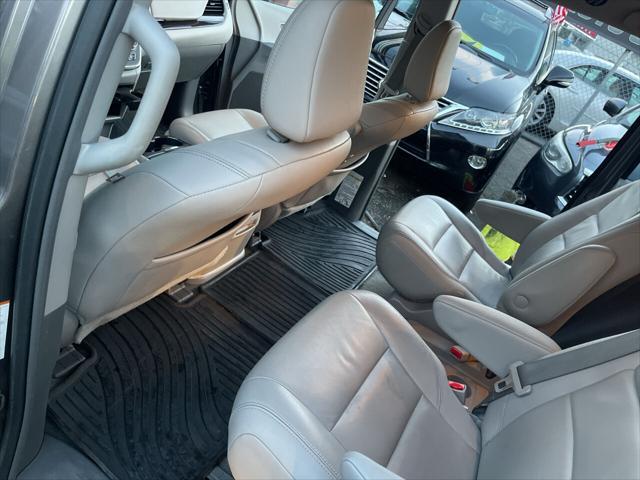 used 2018 Toyota Sienna car, priced at $22,900