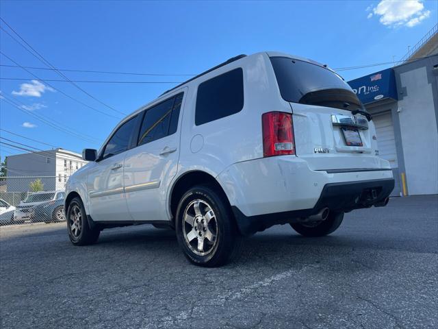 used 2011 Honda Pilot car, priced at $6,900