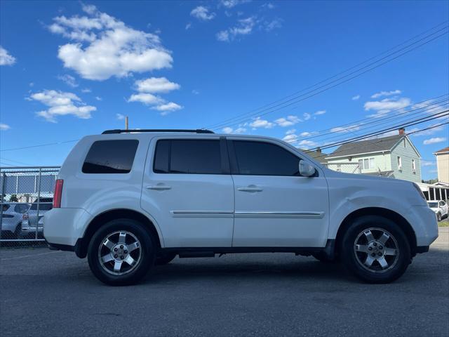 used 2011 Honda Pilot car, priced at $6,900