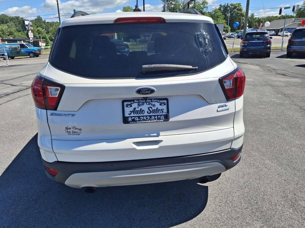 used 2019 Ford Escape car