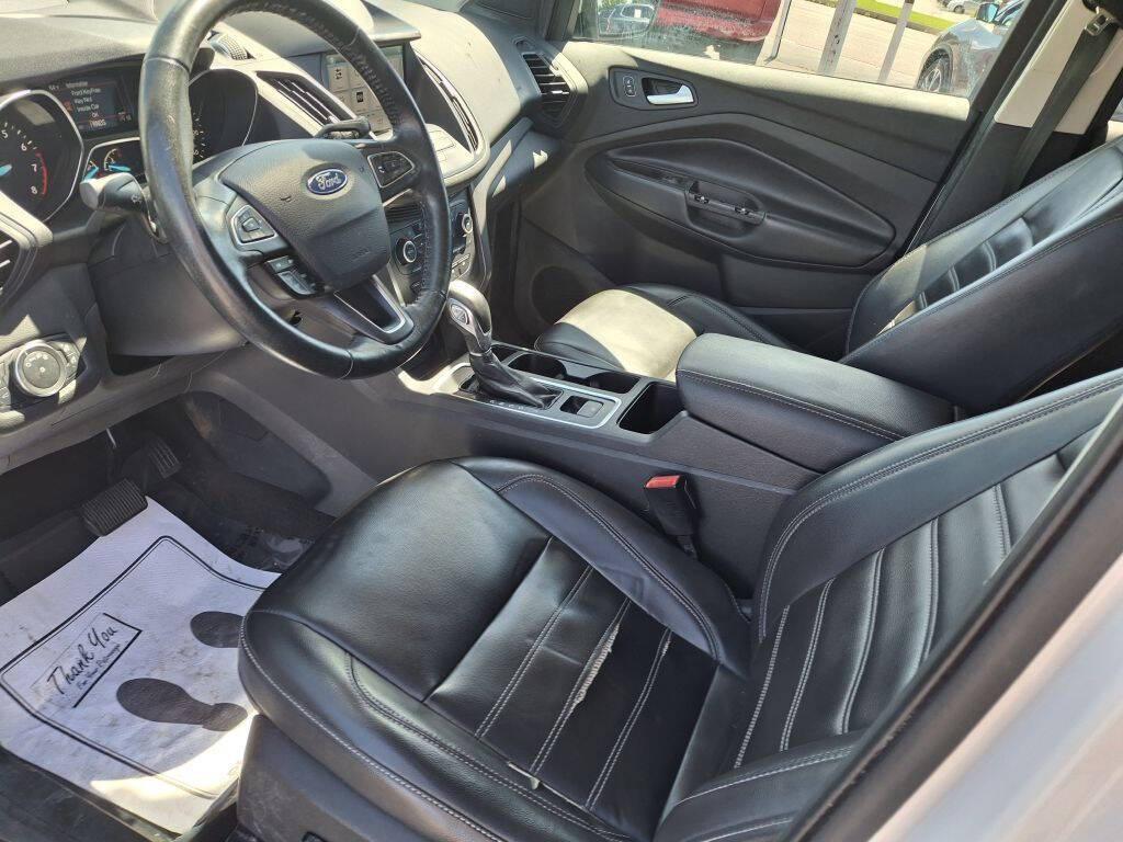 used 2019 Ford Escape car
