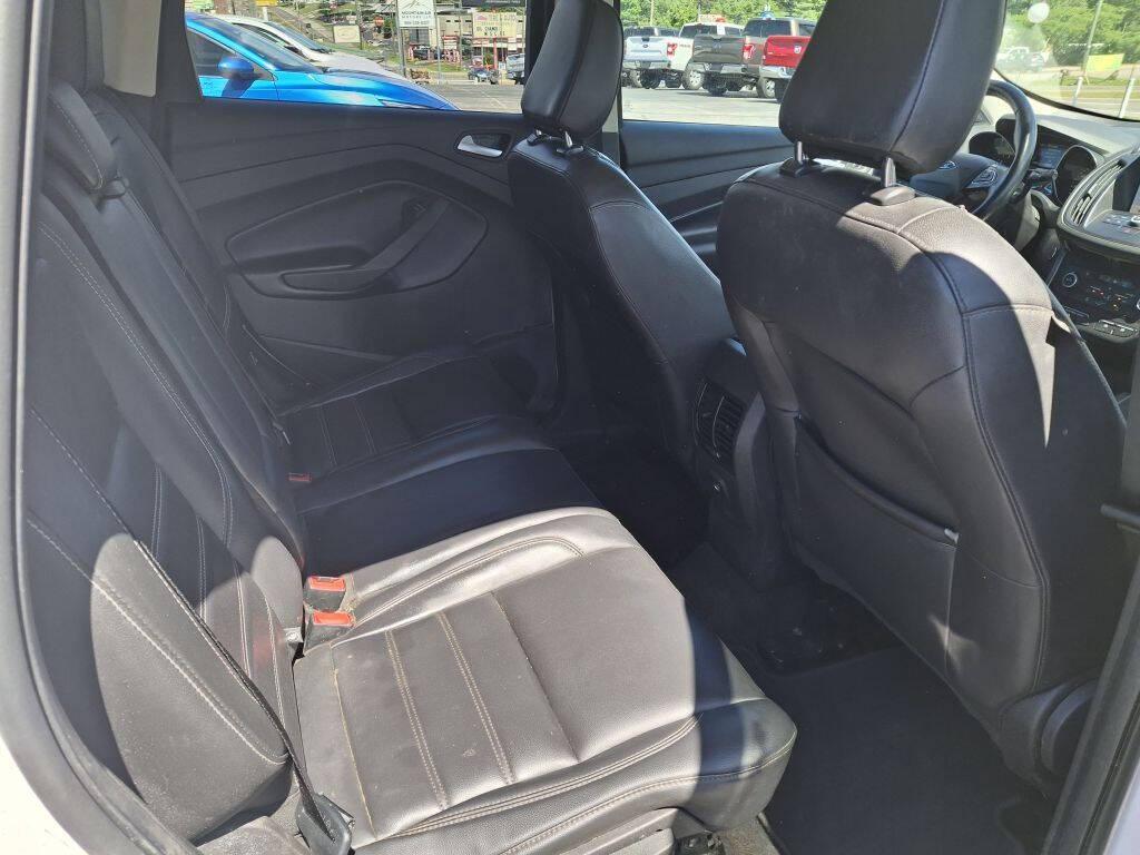 used 2019 Ford Escape car
