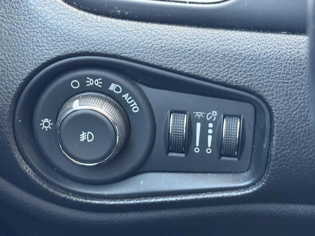 used 2018 Jeep Renegade car, priced at $18,050