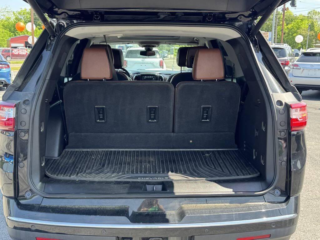 used 2018 Chevrolet Traverse car, priced at $20,200