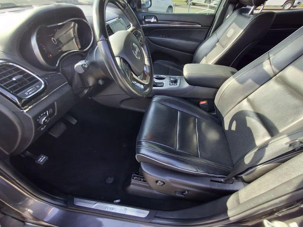 used 2021 Jeep Grand Cherokee car, priced at $32,999